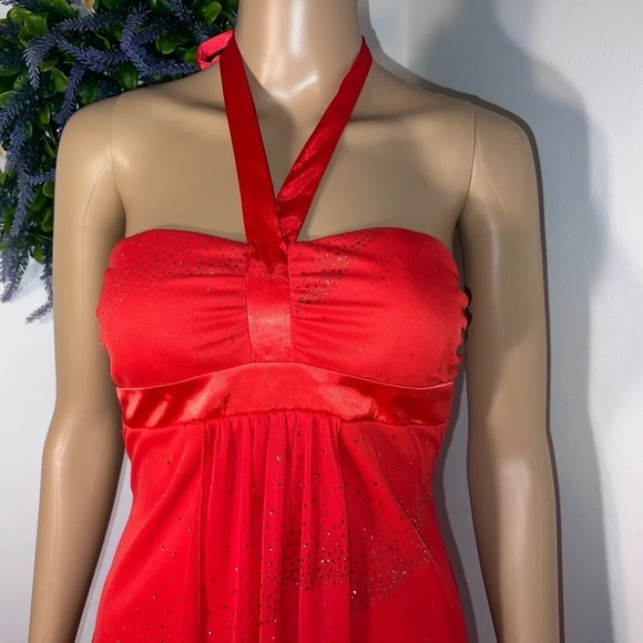 I.N. San Francisco, S, glitter chiffon overlay red strapless dress w/ halter tie - Picture 3 of 12